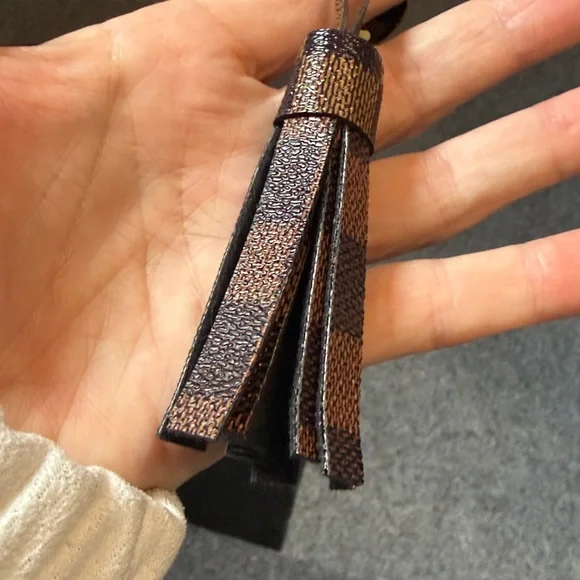 Louis Vuitton upcycled damier ebene Y2K authentic material tassel purse FOB - Picture 2 of 5